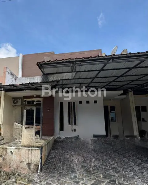 image RUMAH 2 LANTAI LT 128 LB 200 DI BALIKPAPAN (1)