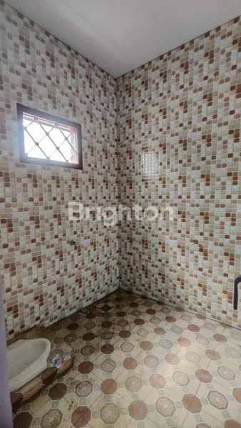 image BANGUNAN GRESS SIAP PAKAI (8)