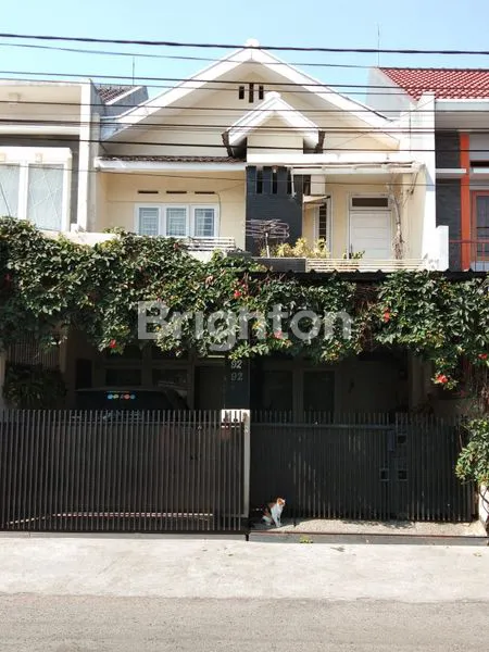 image RUMAH ASRI TERAWAT SIAP HUNI DI ANTAPANI BANDUNG (1)