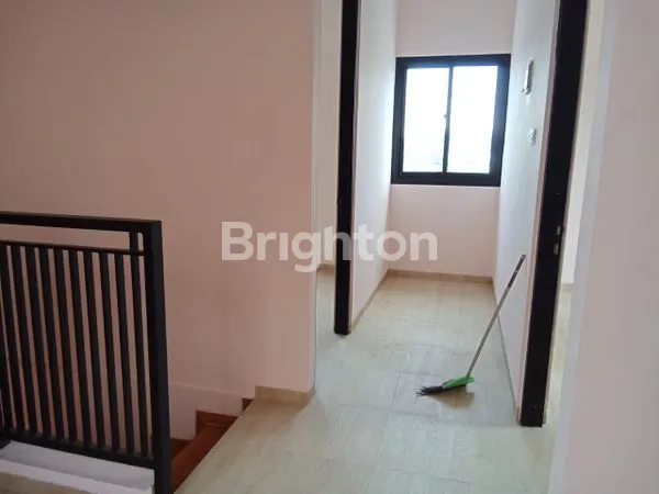 image RUMAH 3 KT SIAP HUNI DI TAMAN SIWALAN (3)