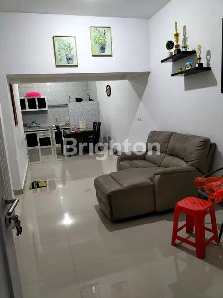 image RUMAH MURAH STRATEGIS DI PERUMAHAN AMARYLLIS. HANYA 10 MENIT KE PANTAI LOSARI DAN PELABUHAN SOEKARNO-HATTA, 5 MENIT KE TRANS STUDIO MALL, 5 MENIT KE RS SILOAM & RS STELLA MARIS, DAN 3 MENIT KE SEKOLAH INTERNATIONAL DIAN HARAPAN. AKSES TOL JUGA SANGAT DEKA (4)