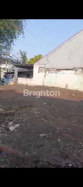 image INVESTASI TANAH  DI TENGAH KOTA LUAS  325M  COCOK UNTUK TEMPAT TINGGAL ATAU  USAHA, DEKAT  JALAN RAYA GAJAH  SEMARANG (2)