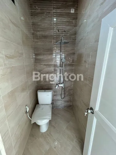 image RUMAH BARU 3 LANTAI DEKAT ST MRT DI GANDARIA SELATAN CILANDAK JAKARTA SELATAN (5)