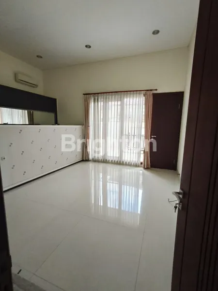 image RUMAH LUX 2 LANTAI JL DHARMAHUSADA MAS (7)