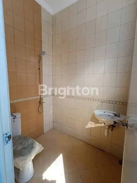 image RUMAH MINIMALIS SIAP HUNI GREEN SEMANGGI DEKAT MERR (3)