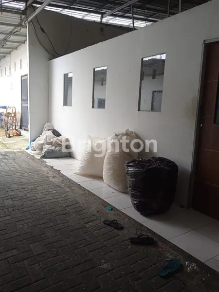 image GUDANG BEKAS PABRIK 1780M² SHM AKSES TRUK (6)