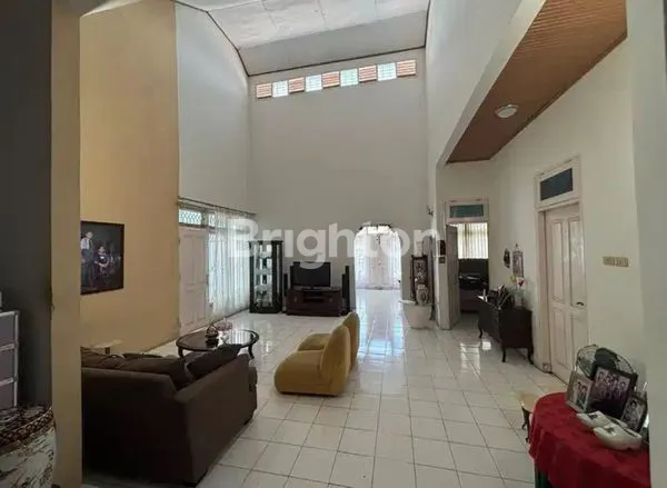 image RUMAH LUAS & NYAMAN DI KOMPLEK DAMAI LANGGENG BLOK C1 NO.24 – SHM, SIAP HUNI! (6)