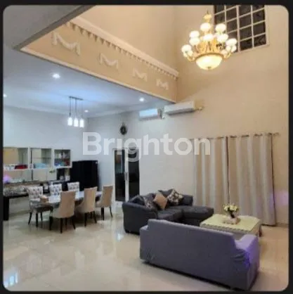 image RUMAH MEWAH VILA BUKIT REGENCY SIAP HUNI LOKASI STRATEGIS  (3)