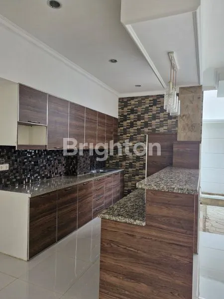 image RUMAH 2 LANTAI BARU RENOVASI DALAM CLUSTER LEGENDA WISATA (6)