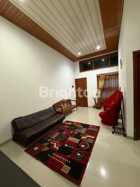 image RUMAH CLUSTER FULL FURNISHED COLOMADU (7)