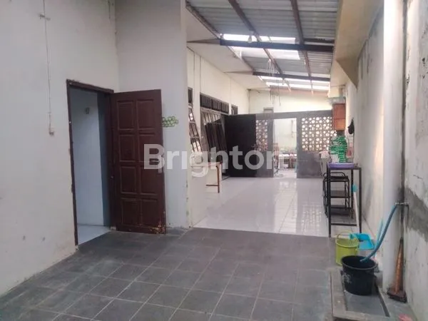 image RUMAH HOOK LUAS DI SALATIGA (2)