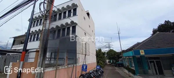 image RUKO 3,5 LANTAI STRATEGIS DI PADALARANG (3)