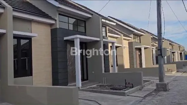 image 10JUTA BISA LANGSUNG KPR. RUMAH READY UNIT ALANA MEDOKAN AYU SURABAYA TIMUR (2)