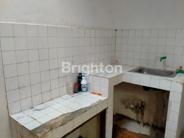 image RUMAH DEKAT PUSAT PERKOTAAN DI KOMPLEK PERUMAHAN BEKASI JAYA INDAH  (8)