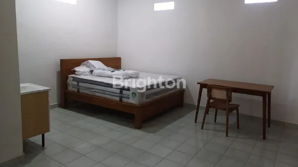 image RUMAH NYAMAN DENGAN KOLAM RENANG PRIBADI DI AREA STRATEGIS SANUR – FULL FURNISHED SIAP HUNI! (4)