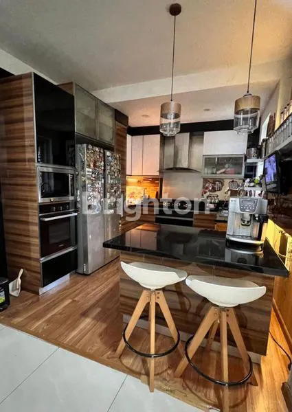 image RUMAH EKSKLUSIF 2 LANTAI KOMPLEK KURDI BANDUNG, 6KT|6KM FURNISHED (8)