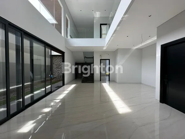 image RUMAH BARU MODERN MINIMALIS DI CITRALAND DEKAT UC, GRAHA DAN PAKUWON (2)