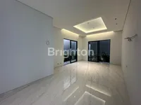 WhatsApp Image 2025 10 14 at 13.57.42