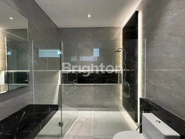 image RUMAH BARU MODERN MINIMALIS DI CITRALAND DEKAT UC, GRAHA DAN PAKUWON (7)