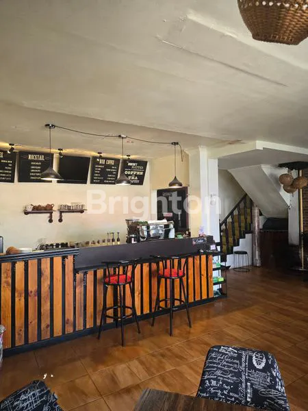 RUKO GANDENG 2 LANTAI SIAP USAHA FACADE LEBAR 14 M, SIAP PAKAI TINGGAL TERUSKAN USAHA CAFE JALAN RAMAI BANYAK PELANGGAN DI PESANGGRAHAN PETUKANGAN SELATAN JAKARTA SELATAN PARKIR LUAS