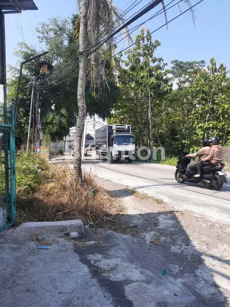 image *LAHAN TANAH BONUS RUMAH PINGGIR JALAN RAYA AREA BANYUDONO* (6)