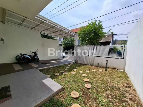 image RUMAH KUTISARI INDAH UTARA 2 LANTAI ADA TAMAN DAN KOLAM IKAN (2)