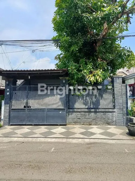 image RUMAH MANYAR SAMBONGAN LOKASI STRATEGIS TENGAH KOTA (1)