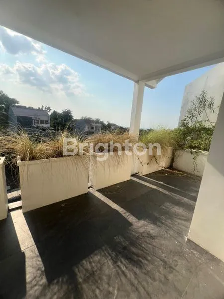 image RUMAH MEWAH 3 LT DI RINJANI DAERAH CANDI SEMARANG (4)