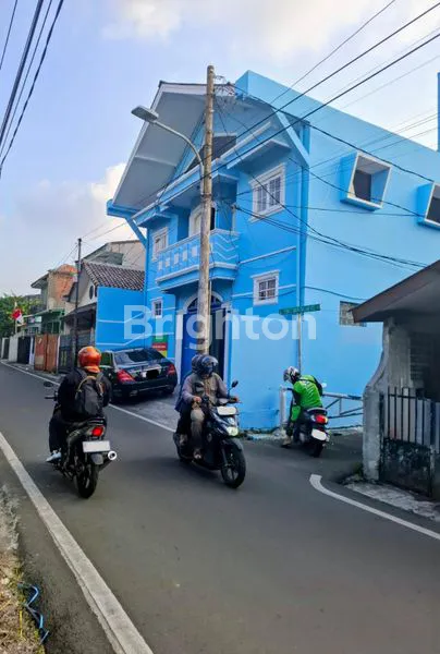 RUMAH KOS 2 LANTAI  DI TEBET JAKARTA SELATAN