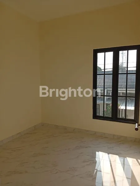 image RUMAH BARU 2 LANTAI DI CLUSTER PREMIèRE VILLAGE (3)