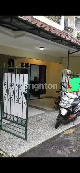image DI JUAL RUMAH DI JLN MUTIARA DAERAH RAWAMANGUN  (1)