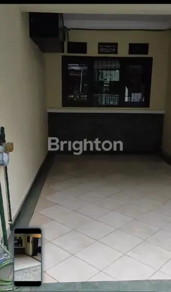 image DI JUAL RUMAH DI JLN MUTIARA DAERAH RAWAMANGUN  (6)