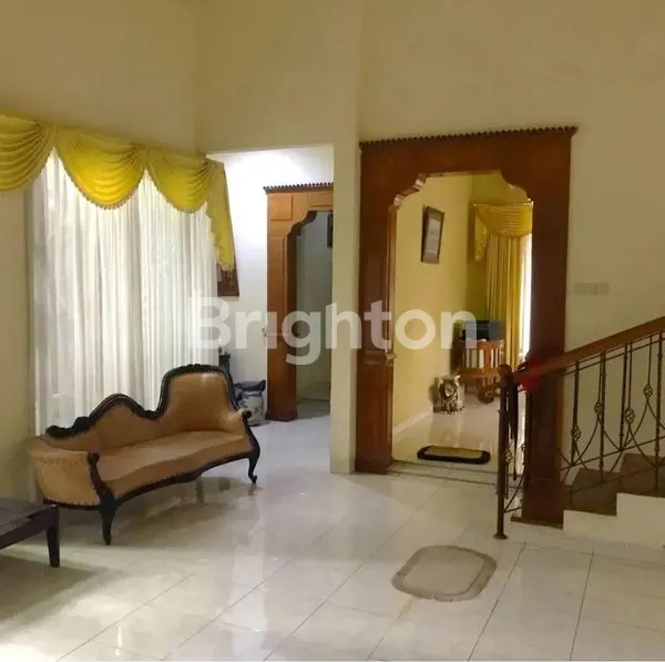 image RUMAH 2 LANTAI DI JALAN ANDARA, LT 330M² (3)