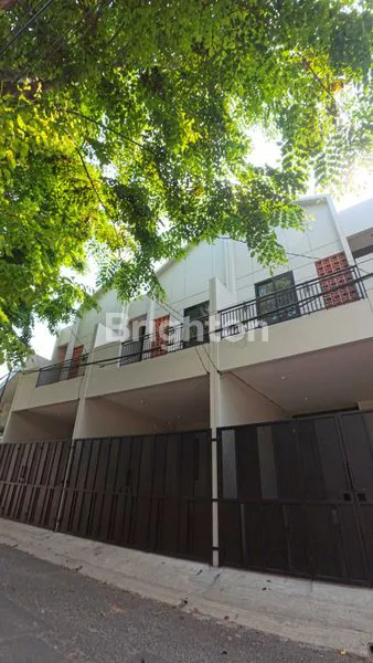 image RUMAH BARU CANTIK 2 LT DURI KEPA KAMAR UTAMA LUAS ROW 2 MB (2)