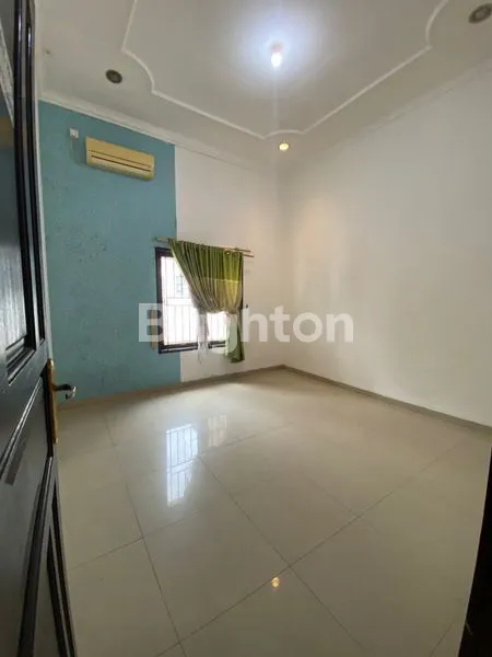 image RUMAH 1 LANTAI CANTIK LUAS DI PERUMAHAN PONDOK SURYA (3)