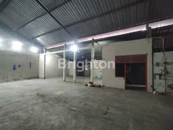 image GUDANG STRATEGIS KEROBOKAN, LT 500M² SIAP PAKAI (3)