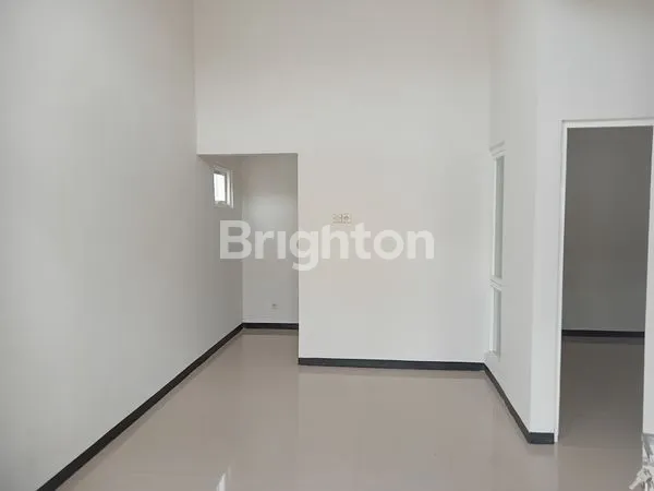 image RUMAH GRESS LT 90 DI ALANA CEMANDI SIDOARJO (3)