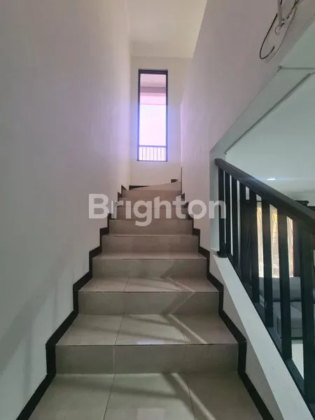 image RUMAH MEWAH MURAH 2 LANTAI JAYA IMPERIAL PARK (6)