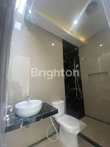 image RUMAH BARU GRESS 1 MENIT KE MERR KUALITAS BANGUNAN PREMIUM (7)