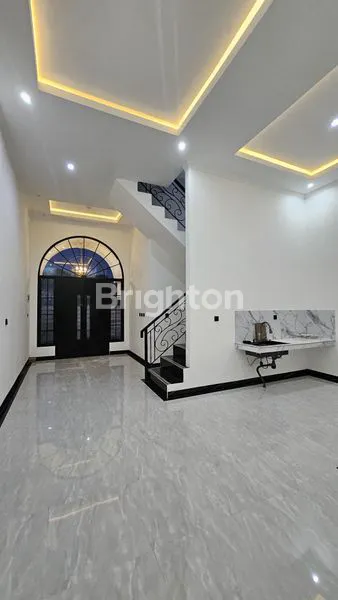 image DI JUAL RUMAH MEWAH KONSEP EROPA MODERN DI KRANGGAN. (4)