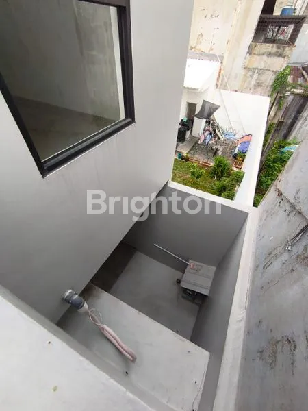image RUMAH MERUYA UTARA DEKAT PUSAT KULINER JAKARTA BARAT (6)