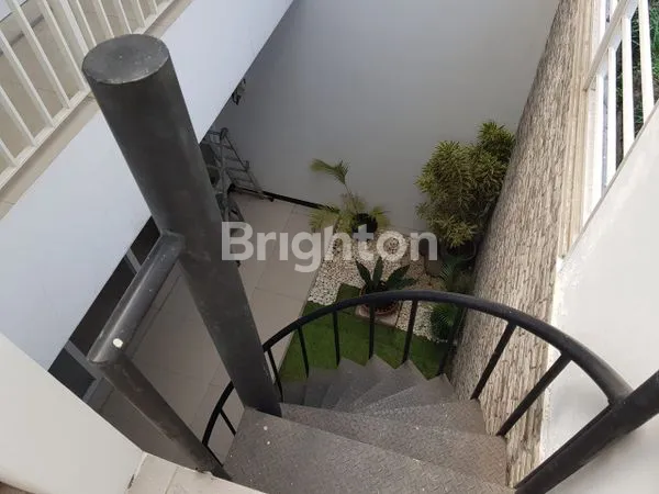 image RUMAH 2 LANTAI DI TAMAN KOPO INDAH 5 – LOKASI TENANG & NYAMAN (1)