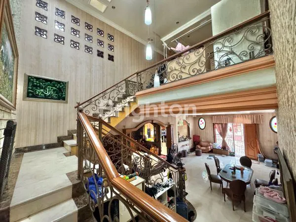 image RUMAH 2 LANTAI MEWAH FULL MARMER POSISI HOEK DALAM KOMPLEK ONE GATE SYSTEM CITRA GARDEN 2 (5)