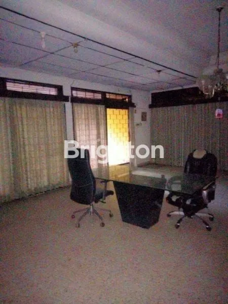 image DIJUAL TANAH LUAS DAN RUMAH DIDALAMNYA DI KEBAYORAN LAMA (2)