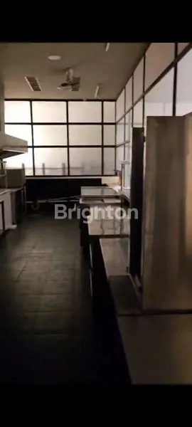 image RUKO LUAS 450M² DI PUSAT KOTA JEMBER (6)