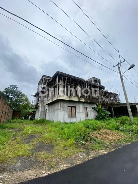 INVESTASI TANAH 1038M² BONUS BANGUNAN