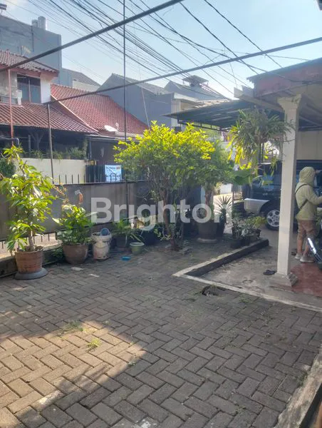 image RUMAH LUAS HITUNG TANAH KEMANGGISAN  (2)