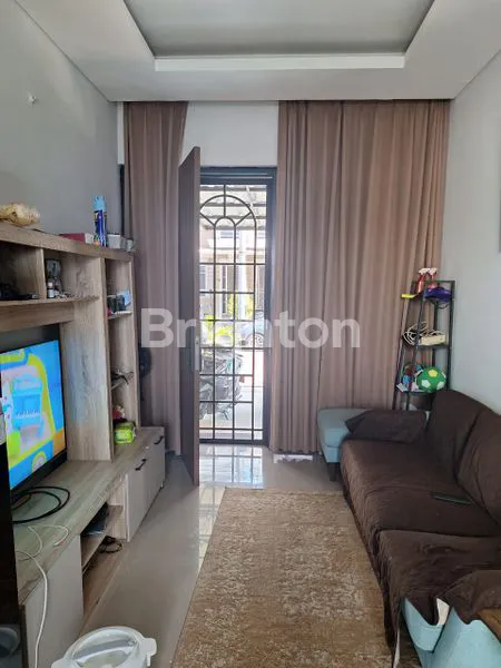 image RUMAH CANTIK 2 LANTAI DI CLUSTER GRAND DUTA EKSKLUSIF (2)