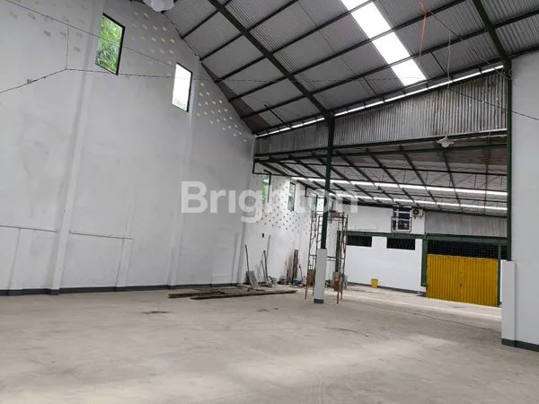 image DISEWAKAN GUDANG LUAS HARGA TERJANGKAU DI DEKAT ABD SALEH PAKIS KABUPATEN MALANG (2)