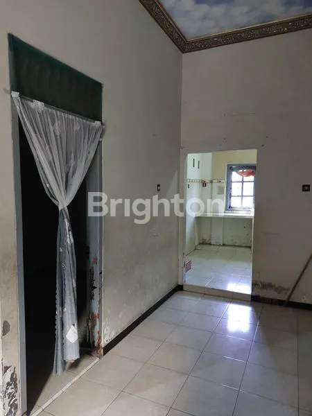 image RUMAH MINIMALIS 2 LANTAI DI KEPUTIH SURABAYA (5)